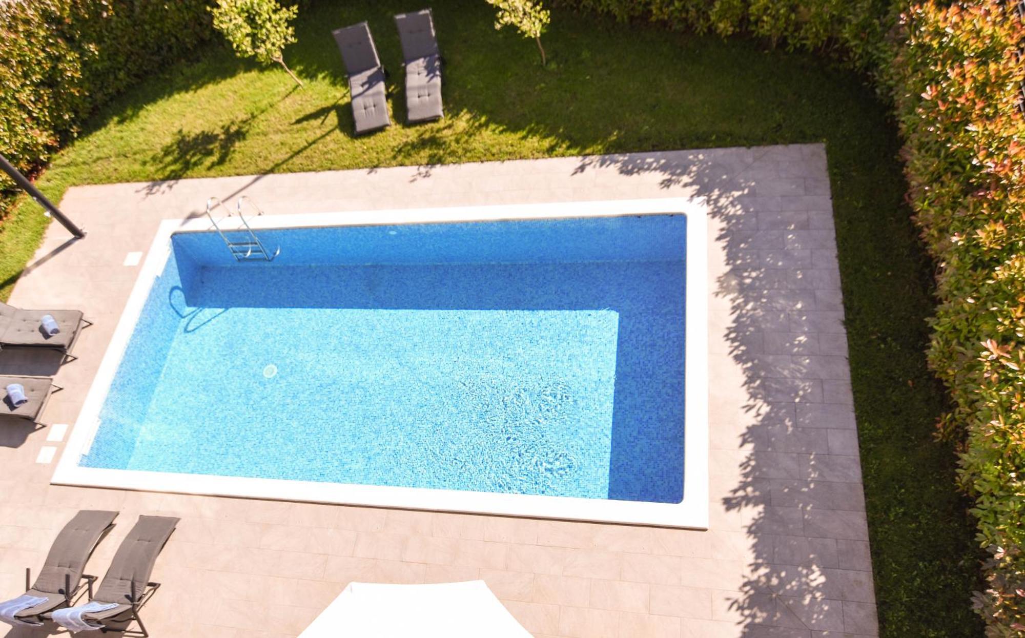 Luxury Apartment Faro With Sea View And Swimming Pool Premantura Exterior photo