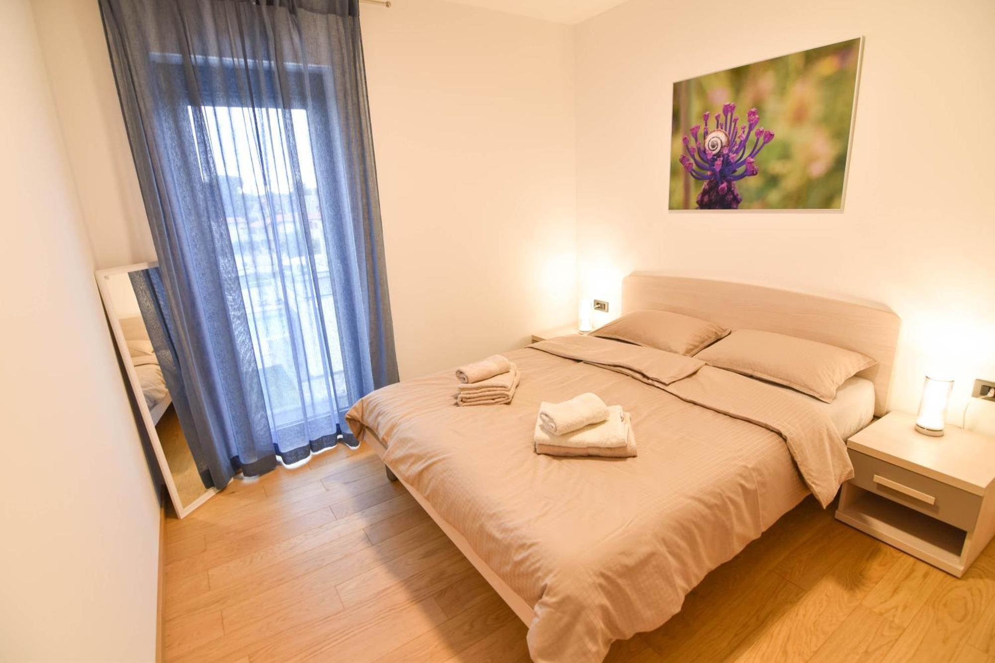 Luxury Apartment Faro With Sea View And Swimming Pool Premantura Exterior photo